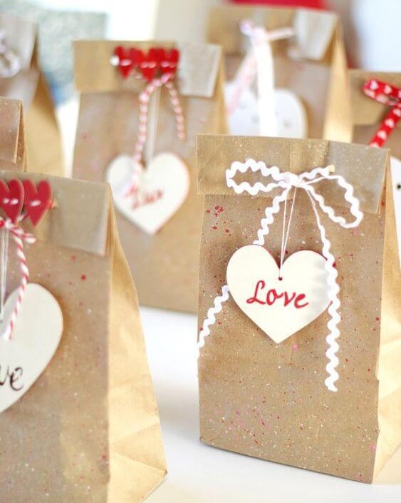 Ideas de bolsas de papel creativas para San Valentín
